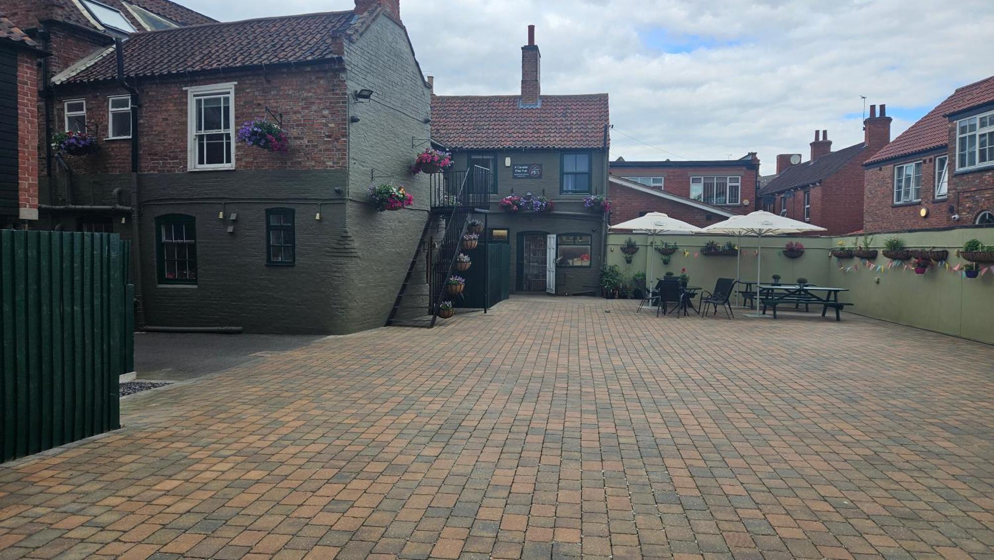 Beaumond Cross Inn Newark-on-Trent  Exterior photo