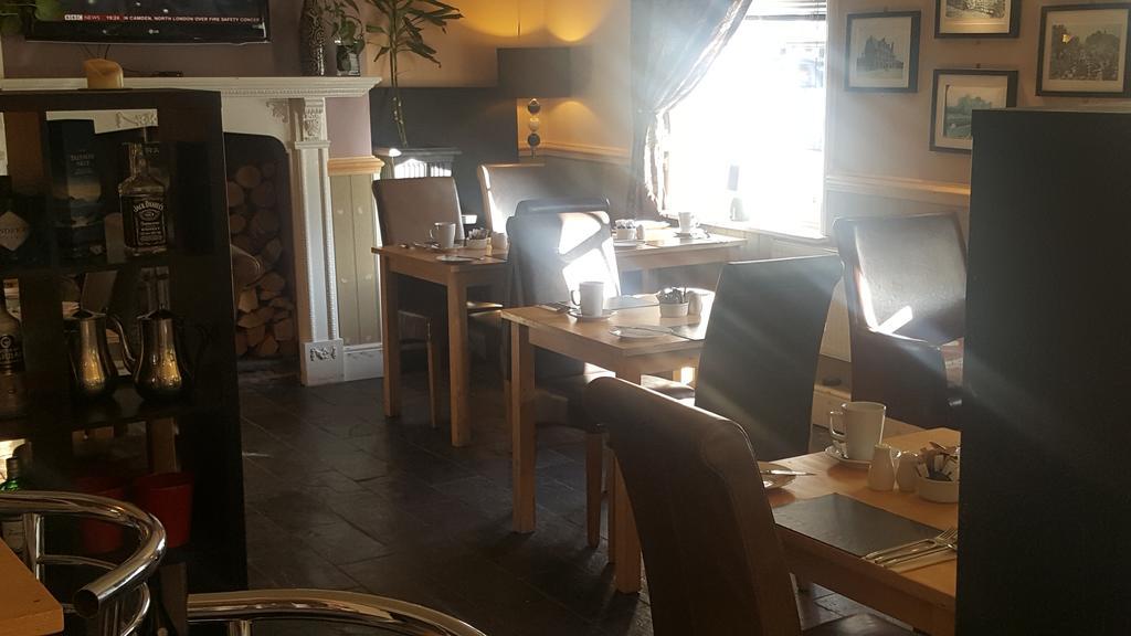 Beaumond Cross Inn Newark-on-Trent  Exterior photo